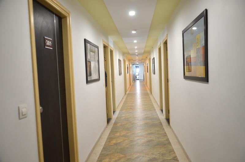 Sankeshvar Hotel The Grand Parshwanath المظهر الخارجي الصورة