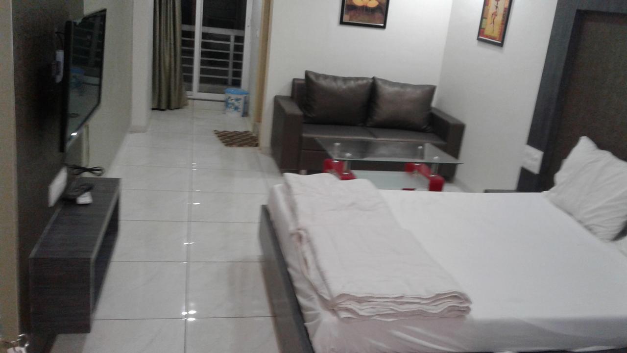 Sankeshvar Hotel The Grand Parshwanath المظهر الخارجي الصورة