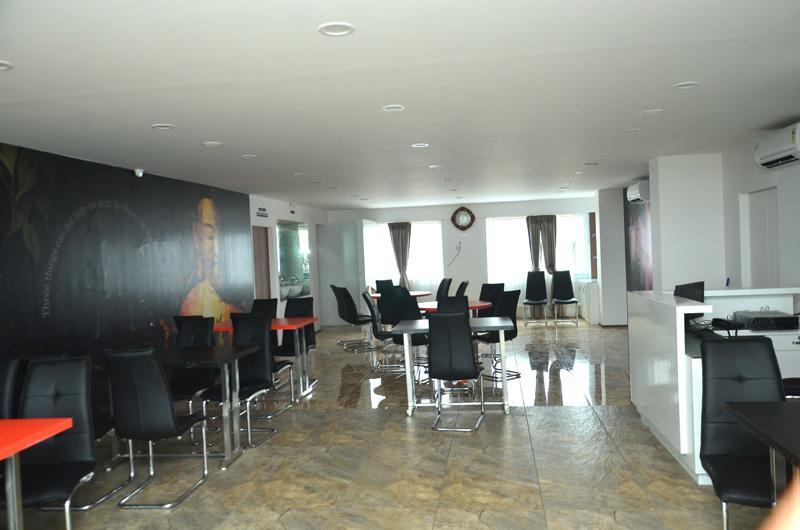 Sankeshvar Hotel The Grand Parshwanath المظهر الخارجي الصورة